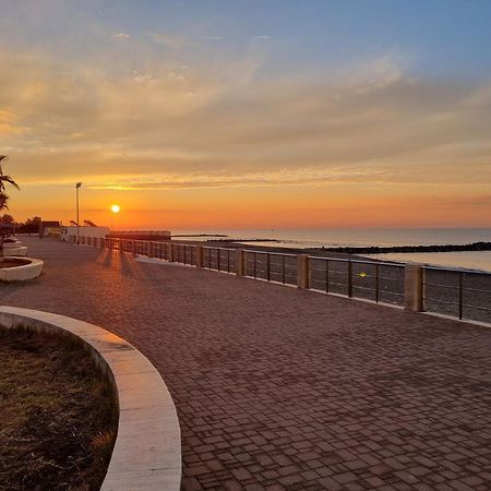 Sea Of Rome - Holiday Home Lido di Ostia Ngoại thất bức ảnh