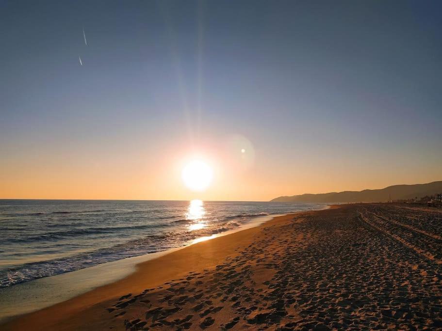 Sea Of Rome - Holiday Home Lido di Ostia Ngoại thất bức ảnh
